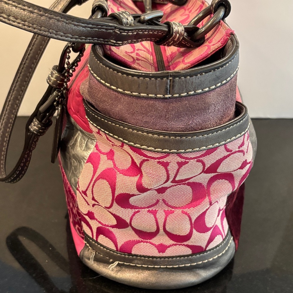 Vintage Coach Patchwork Pink and Silver Hobo Shoulder Bag - Picture 4 of 16